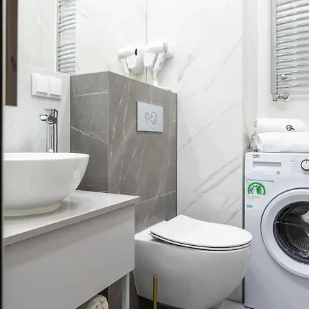 아파트 Urban Chic - Mennica - Center - For 20 Guests 바르샤바