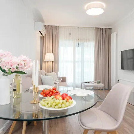 Urban Chic - Mennica - Center - For 20 Guests Warszawa