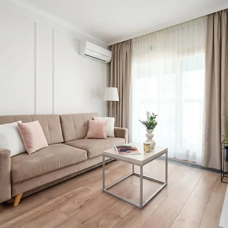Urban Chic - Mennica - Center - For 20 Guests *