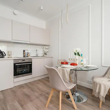 Urban Chic - Mennica - Center - For 20 Guests Lejlighed *