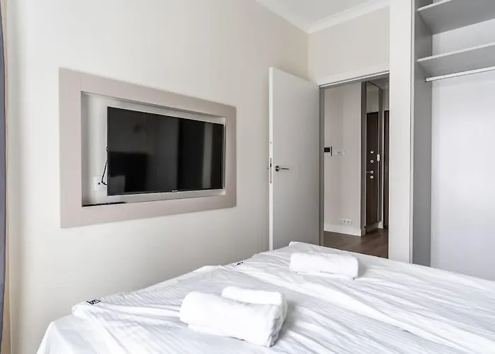 Urban Chic - Mennica - Center - For 20 Guests Apartman