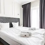 Urban Chic - Mennica - Center - For 20 Guests Lägenhet